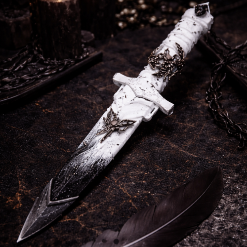 Midnight Blades™ Dagger